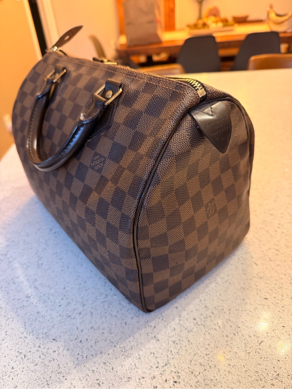 Louis Vuitton Damier ebene speedy 30.